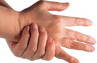 methods to treat finger joint pain